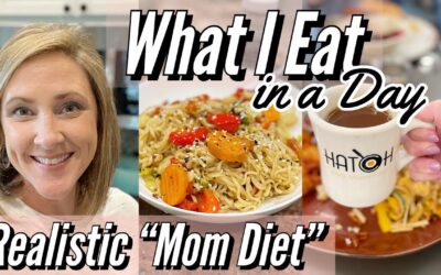 *REALISTIC* What I EAT in a DAY as a BUSY MOM // Full day of eating NOT on a diet!